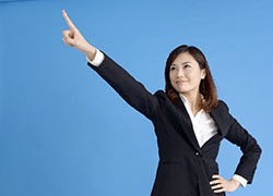 入社